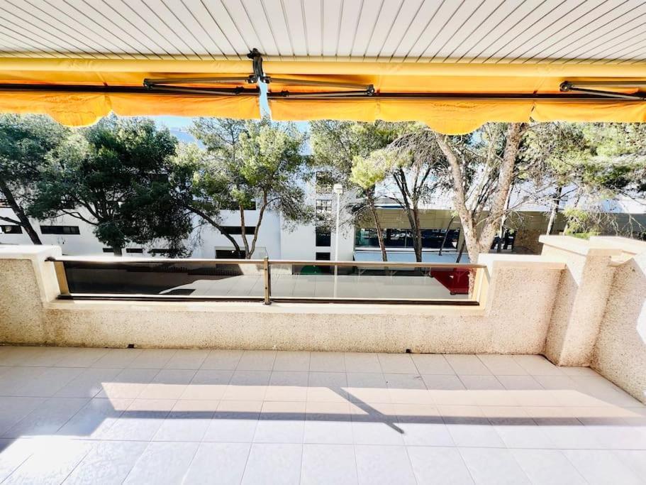 Con Parking La Pineda Costa Dorada Apartment *